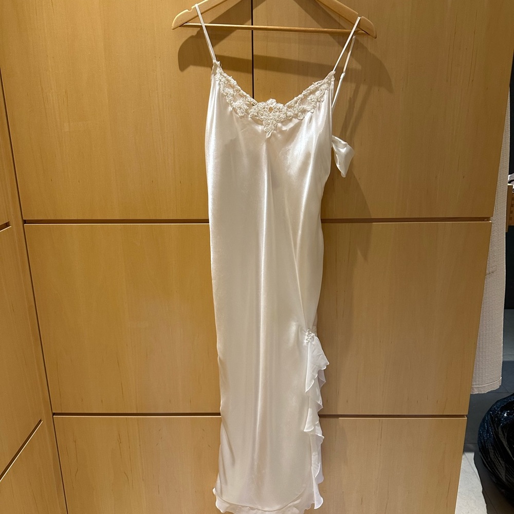 Lines Donatella Slip gown